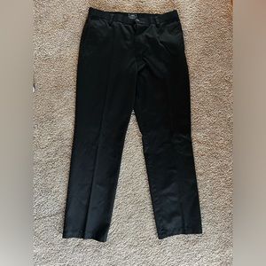 Men’s Dockers straight fit pants, size 36 x 34, color black, like new condition.